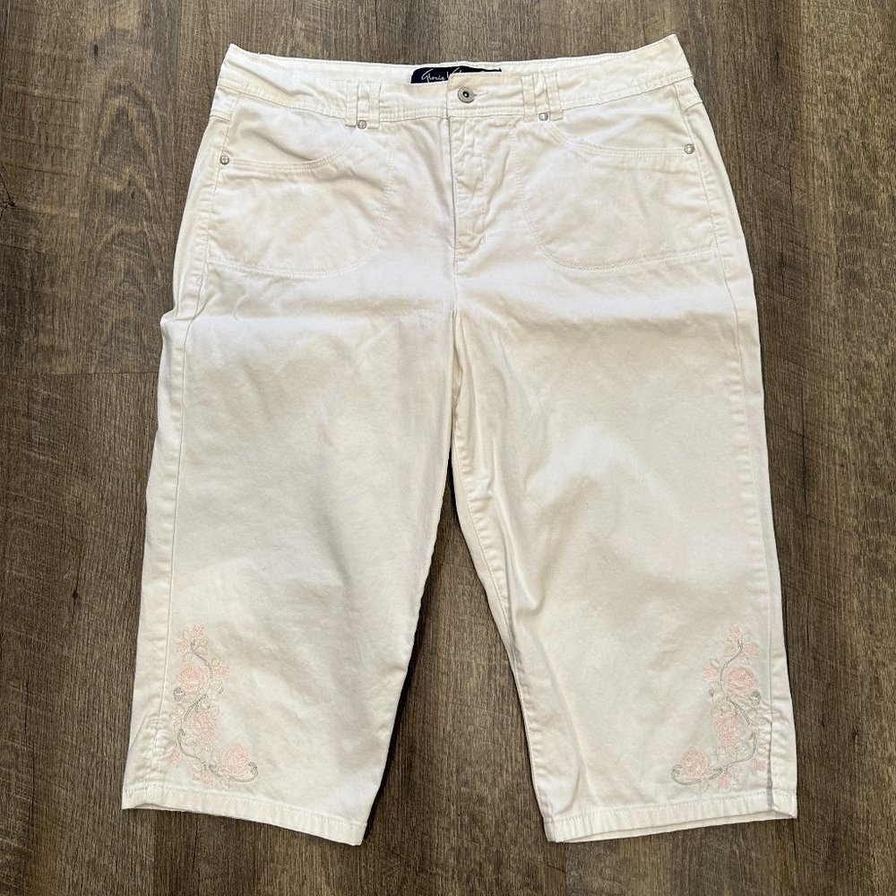 Gloria Vanderbilt Perfect Fit Capri Pants Ivory White Embroidered Legs Womens 16
